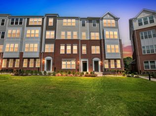 10834 Cedar Ave, Fairfax, VA 22030