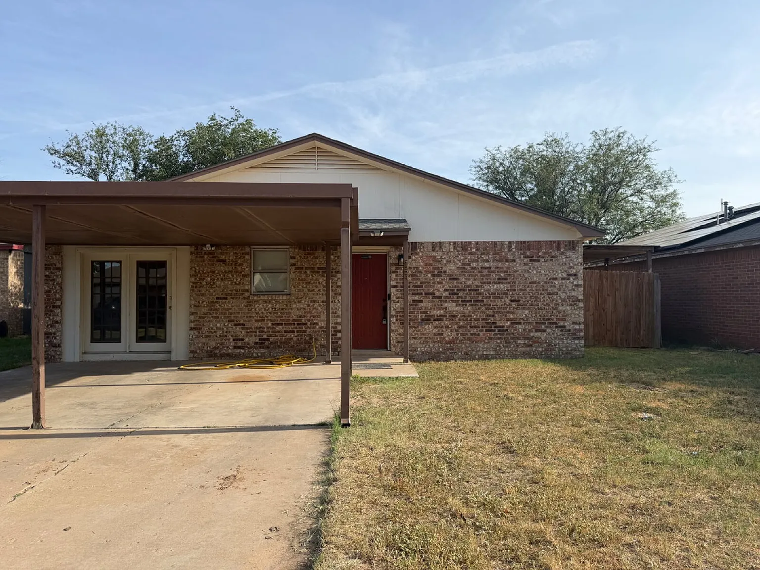 3 bed, 2.0 bath, 1290 sqft, $1,200 — Photo 1