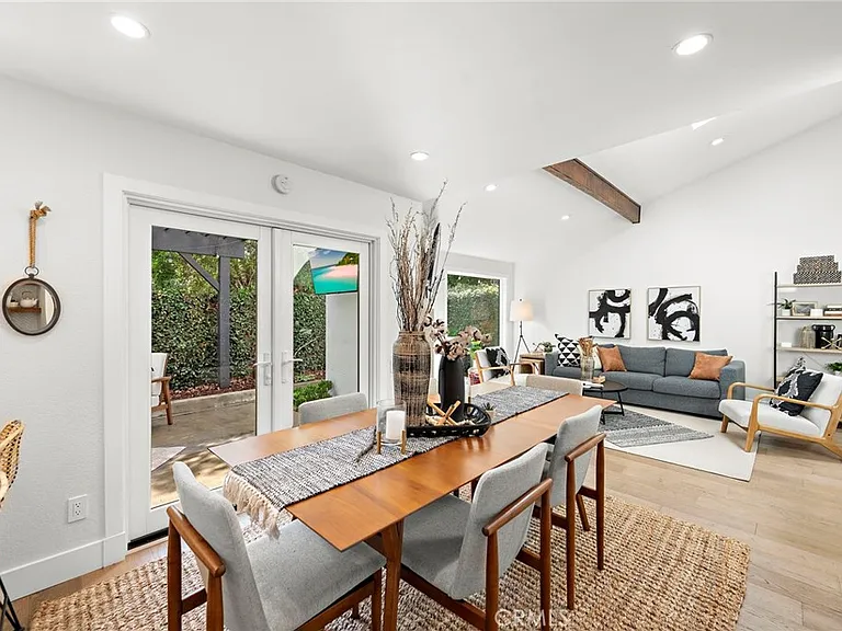 12628 Newport Ave — Photo 10