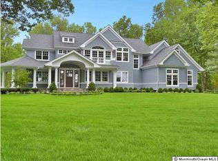 20 Club Way, Rumson, NJ 07760