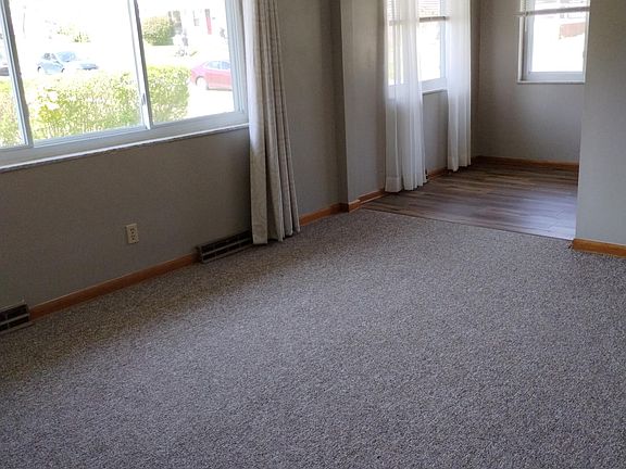 2nd image of 1651 3rd St APT 3