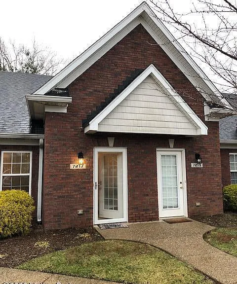 7217 Michael Benjamin Cir — Photo 1