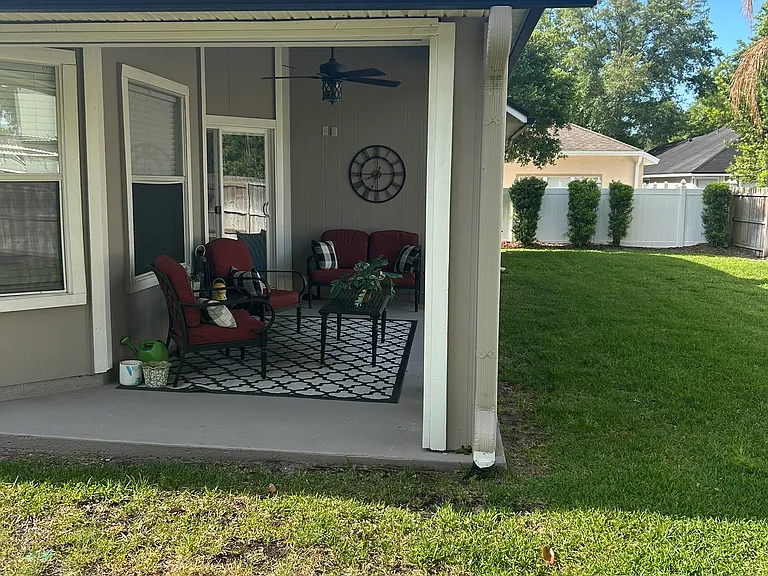 338 Bridgestone Ct — Photo 2