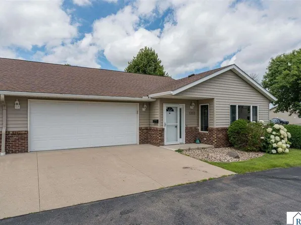 1355 Adams St, Mankato, MN 56001