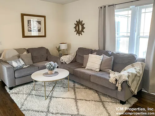 3800 N Sheffield Ave #1 Photo 1