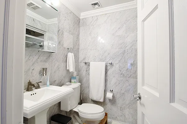 Rented by Julianna Realty Corp | media 24