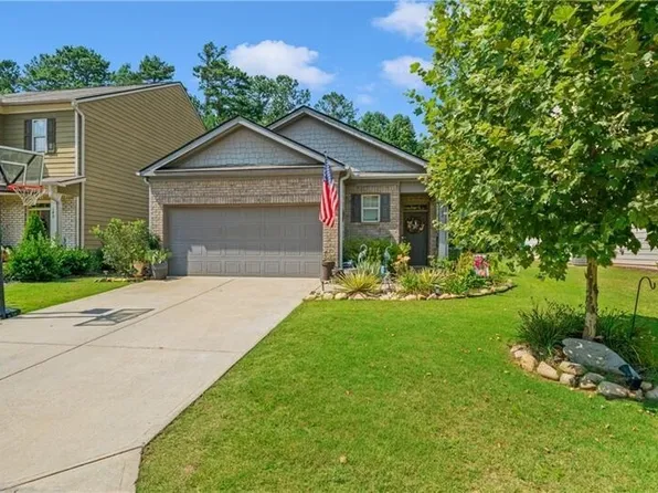 132 Thimbleberry Dr, Dawsonville, GA 30534