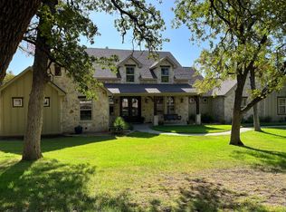 1505 Whispering Oaks Ct, Granbury, TX 76049