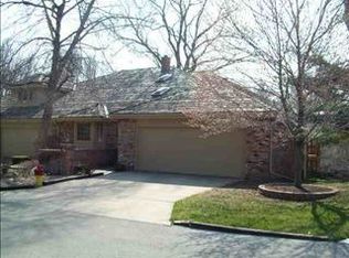 11119 Woolworth Plz, Omaha, NE 68144