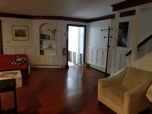 Rented by Oxford Property Group | media 8