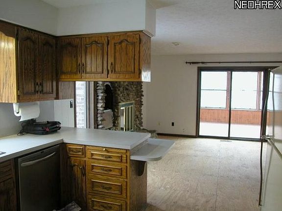 4th image of 1527 Willoughby Dr