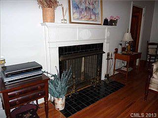 5th image of 801 Saint Michaels Ln