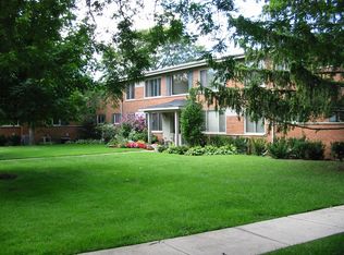 928 N Adams Rd UNIT 3, Birmingham, MI 48009