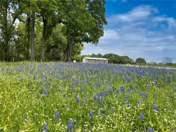 2041 County Road 202, Caldwell, TX 77836