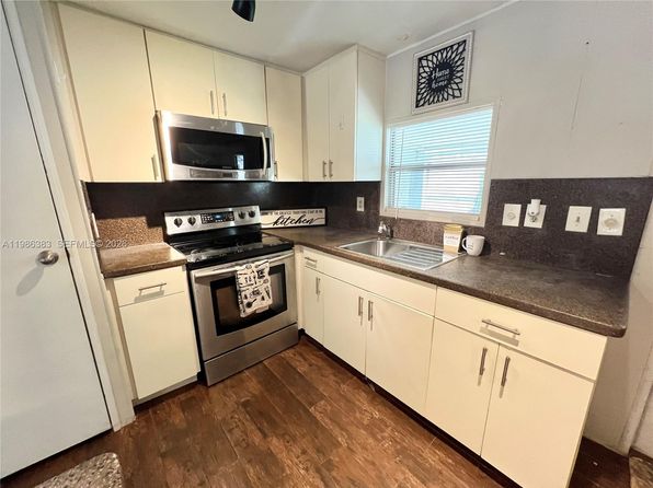 10550 W State Road 84 Lot 244