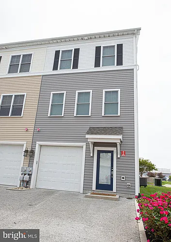 13002 Bowline Ln #5 Photo 1