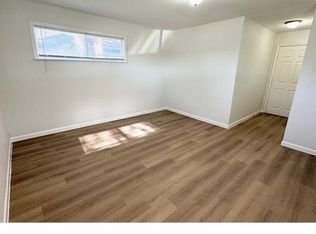 5710 Southseas St, Houston, TX 77033