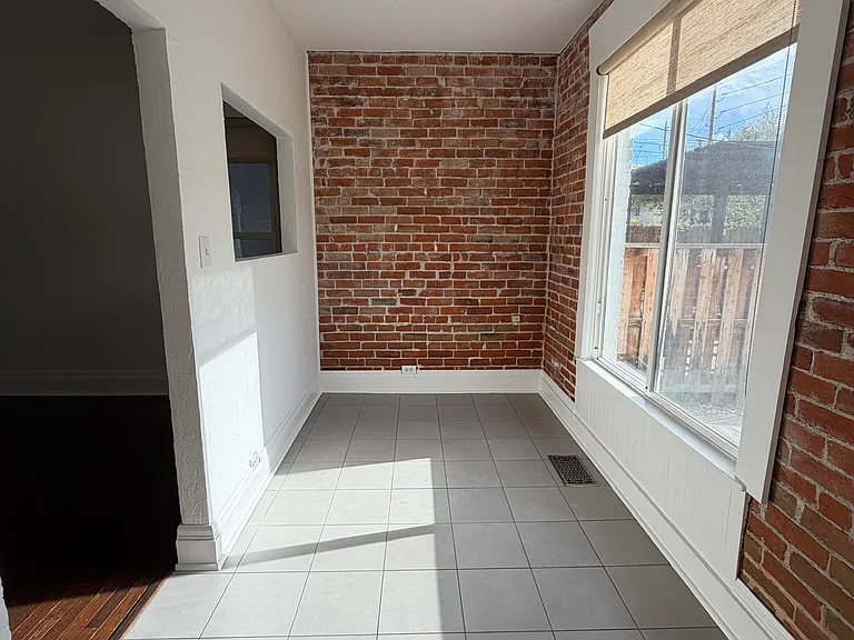 1429 Milwaukee St — Photo 16