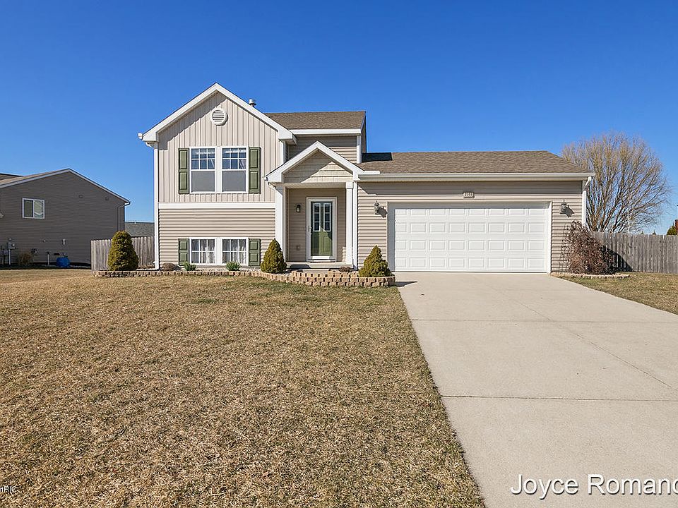 1st image of 2101 Waler Dr