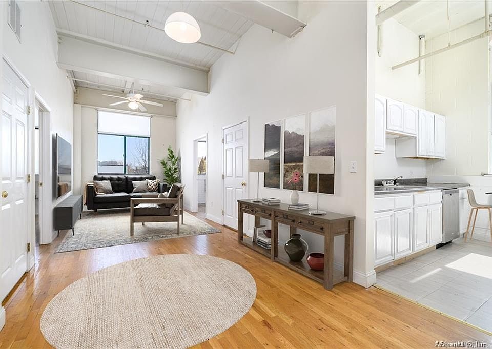 1st image of 390 Charles St APT 201