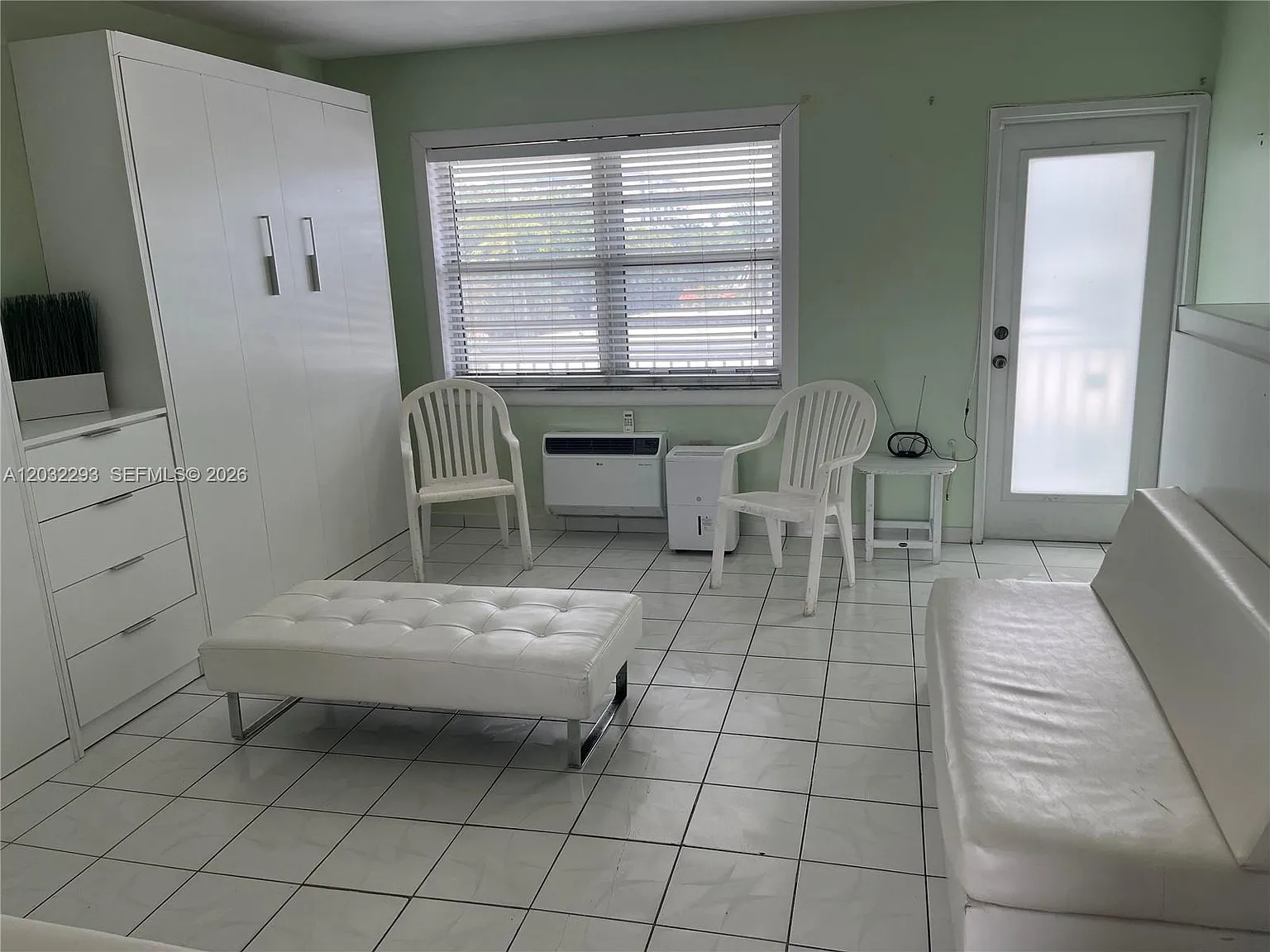 Meridian Manor Condo — Photo 3