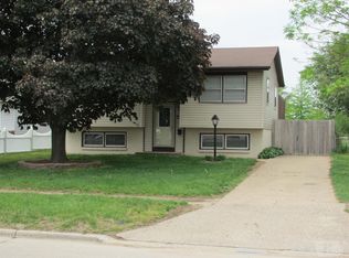 1009 34th St, Fort Madison, IA 52627
