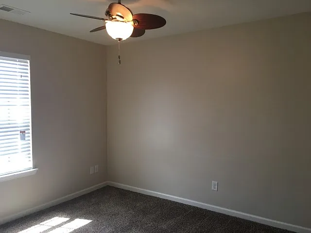 298 Willow Point Cir — Photo 12