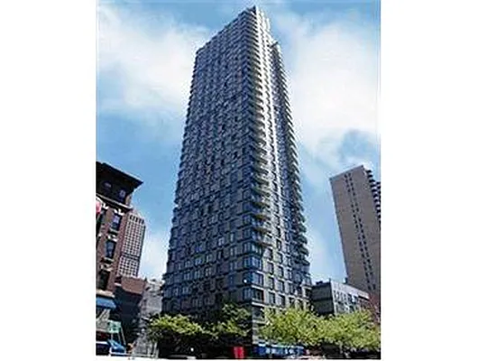 Rented by Douglas Elliman | media 13