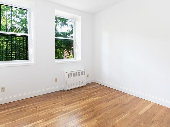 3rd image of 67 Clifton Pl APT 3F