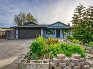 385 Calmace Dr, Dixon, CA 95620