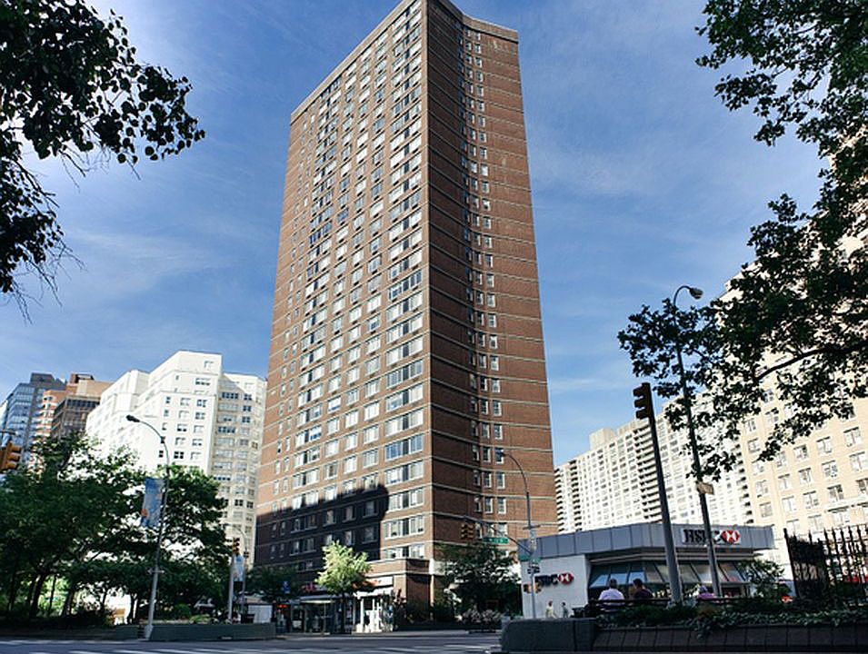 2nd image of 2025 Broadway APT 6K