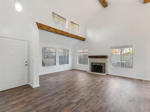 2nd image of 1219 E Ferguson Avenue