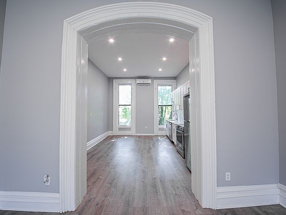 5th image of 234 Lark St #1