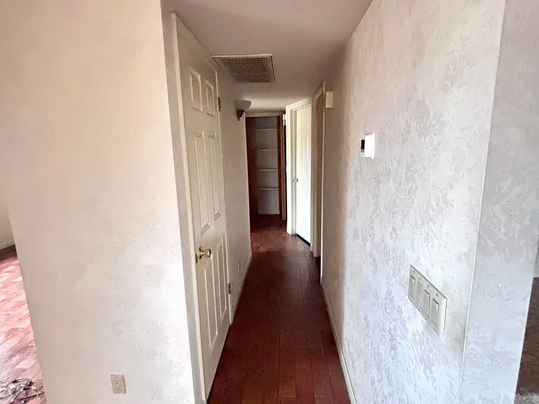 1322 E Five Star Blvd — Photo 11