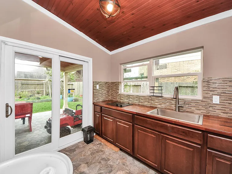 2895 Ragusa Ln — Photo 48