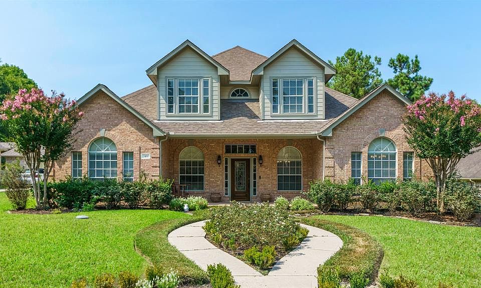 1st image of 43 W Pines Dr