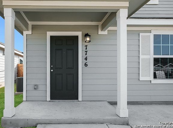 3rd image of 6406 Kemper Place