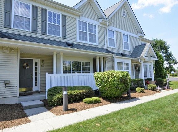 2nd image of 272 Brookfield Dr
