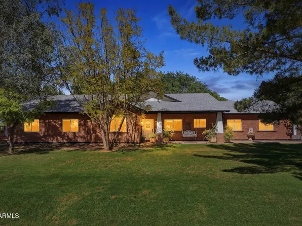 2076 E WILLIS Road, Gilbert, AZ 85297