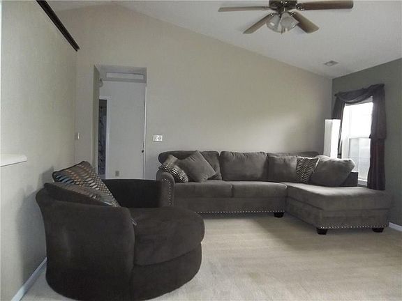 5th image of 63 Morse Cir
