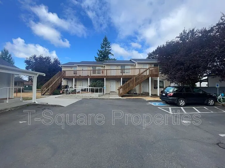 717 Cedar Ave #202 — Photo 14