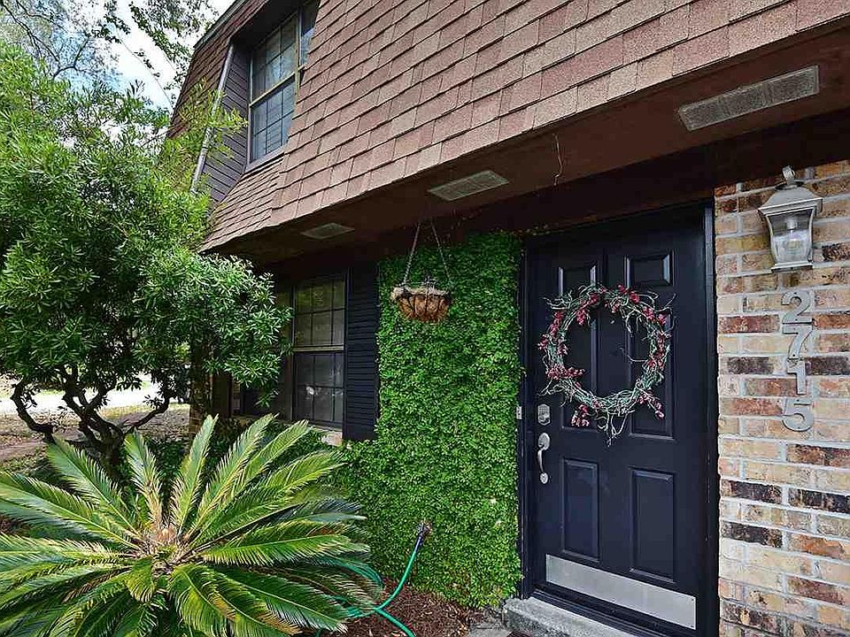 1st image of 2715 E Desoto St