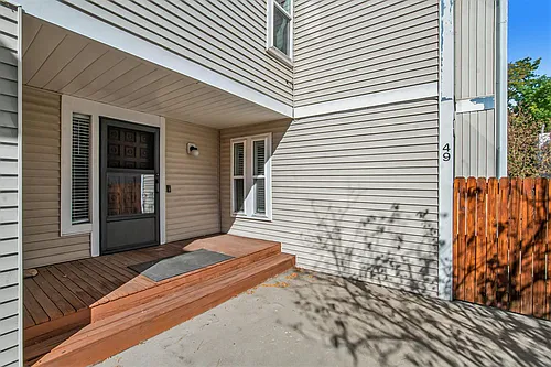1050 S Monaco Pkwy #49 Photo 1