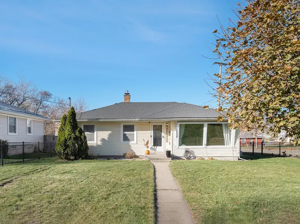 933 Diamond Ave NE, Grand Rapids, MI 49503