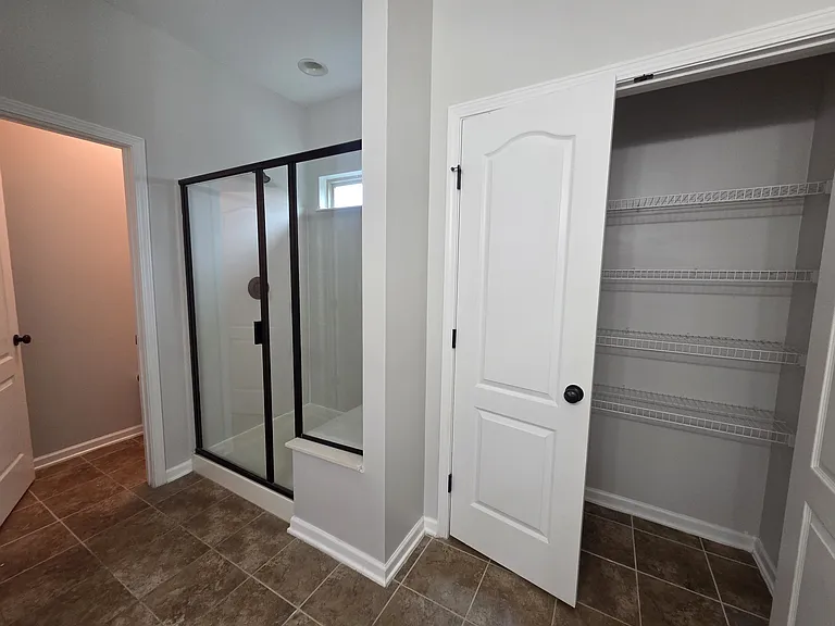 1301 Chimney Ridge Dr — Photo 25