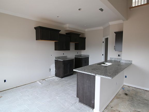 5th image of 288 The Groves At Hearthstone Lot 288