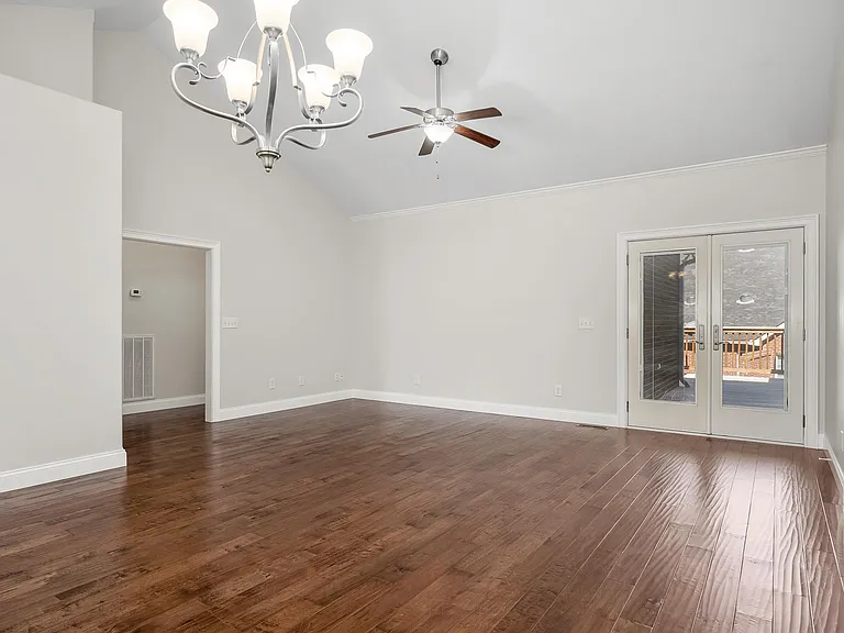 42 Saddle Brook Ln — Photo 13