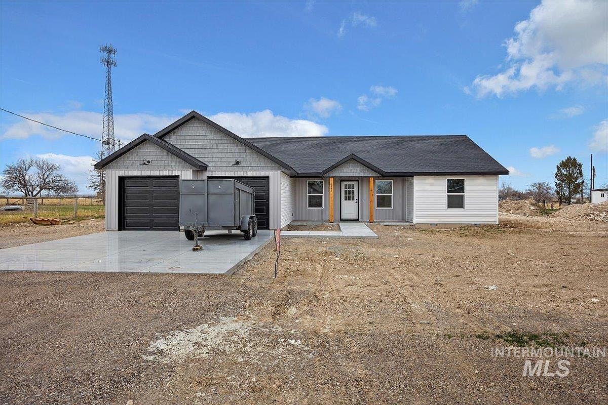 2445 Oakley Ave, Twin Falls, ID 83301 Zillow