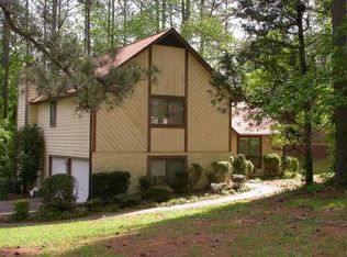 555 Charing Cross Dr, Marietta, GA 30066
