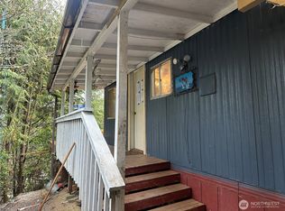 121 E Sand Hill Ln, Belfair, WA